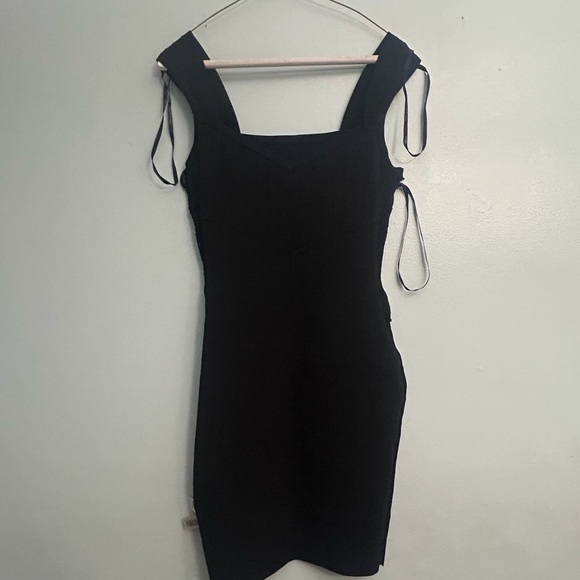 GUESS DRESS - Picture 5 of 11